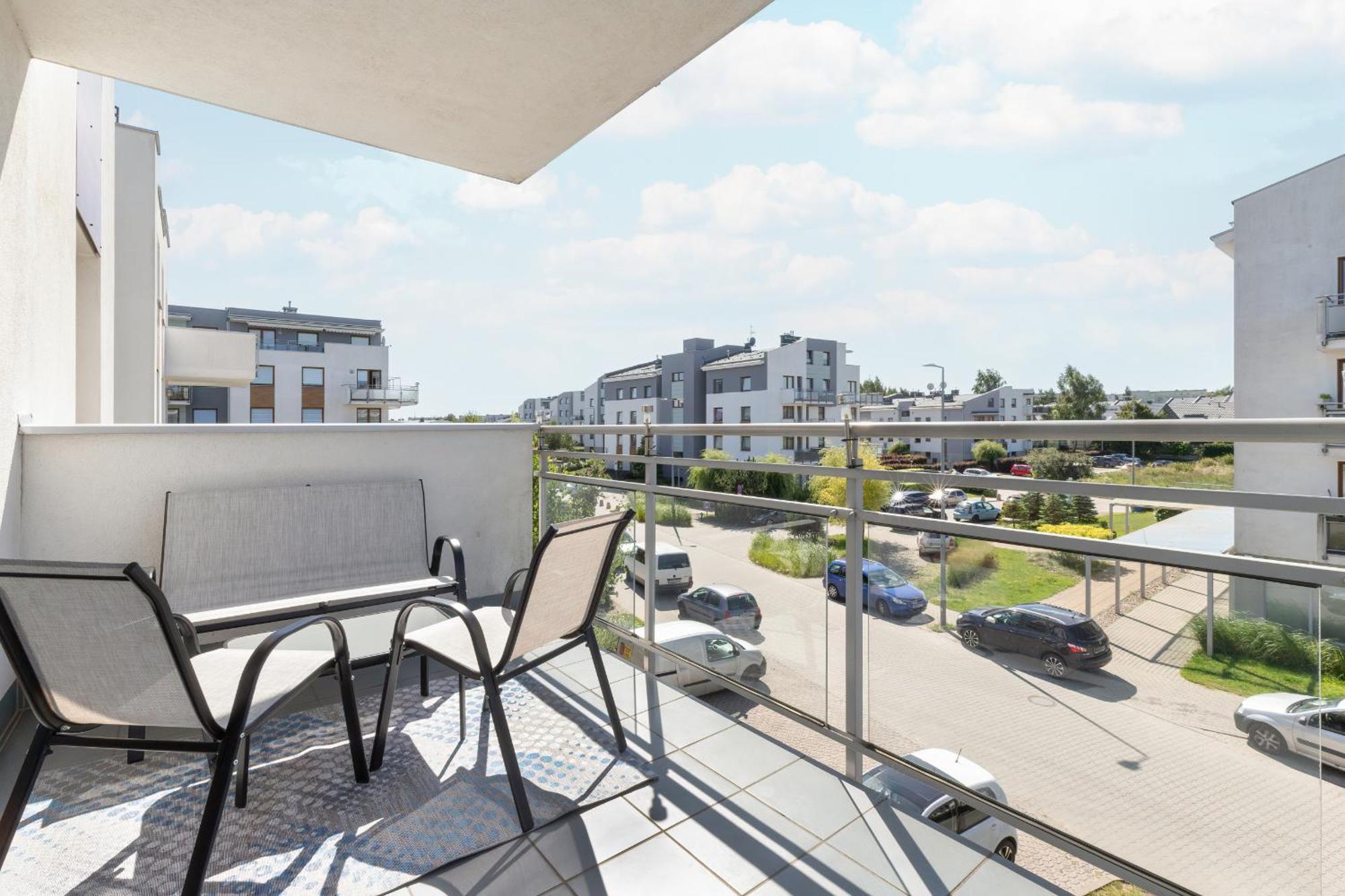 Jasny & Przestronny Apartament Z Balkonem I Parkingiem By Rent Like Home กดิเนีย ภายนอก รูปภาพ