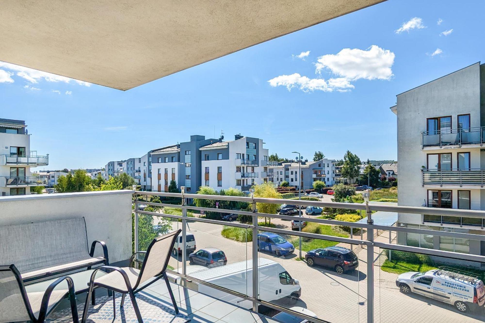 Jasny & Przestronny Apartament Z Balkonem I Parkingiem By Rent Like Home กดิเนีย ภายนอก รูปภาพ