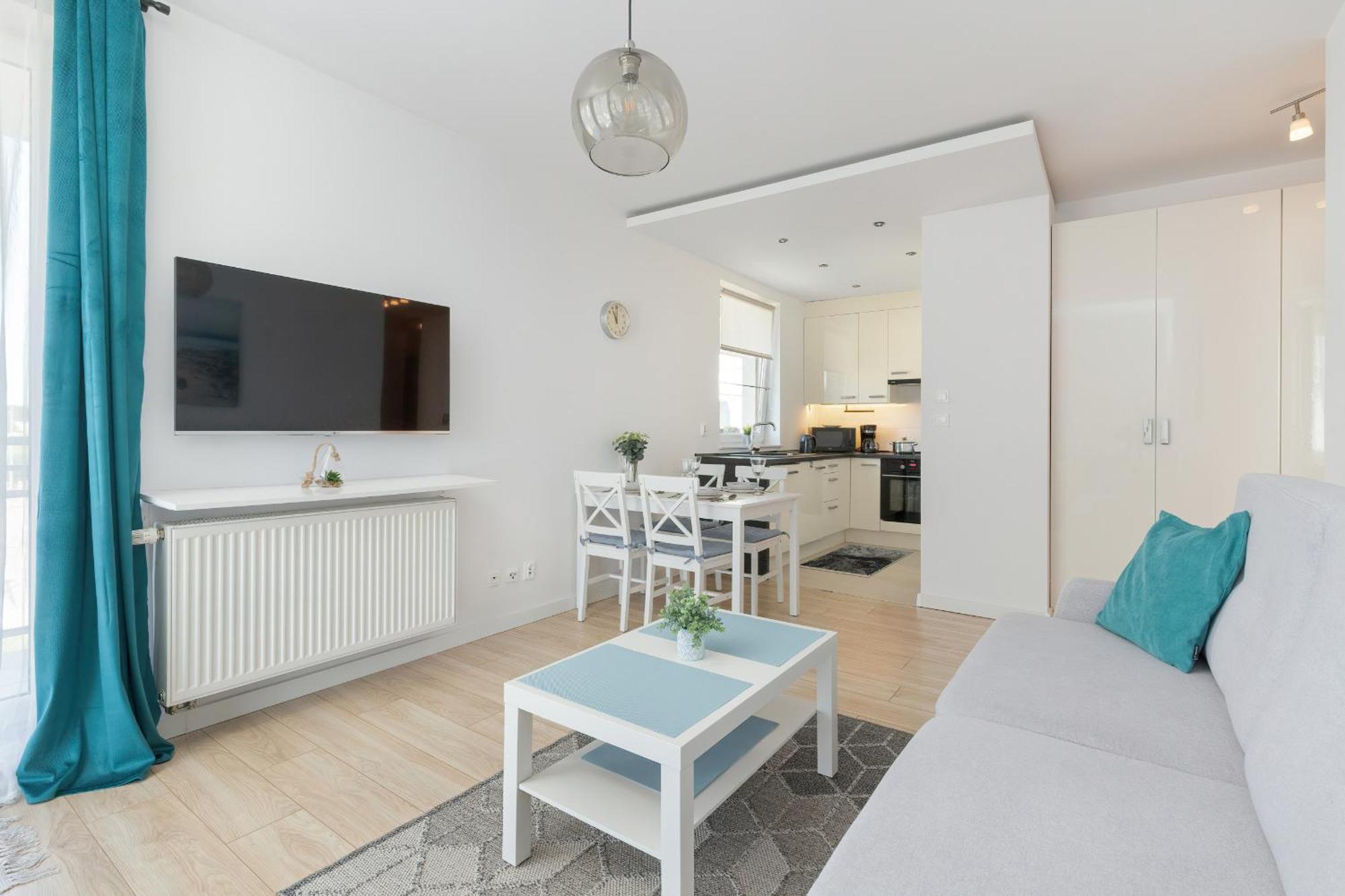 Jasny & Przestronny Apartament Z Balkonem I Parkingiem By Rent Like Home กดิเนีย ภายนอก รูปภาพ